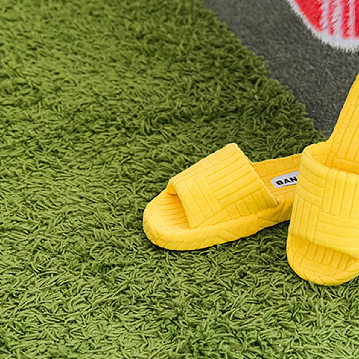 VIVID TERRY ROOM SLIPPER - YELLOW | BANACO | CAViAR PRODUCTS